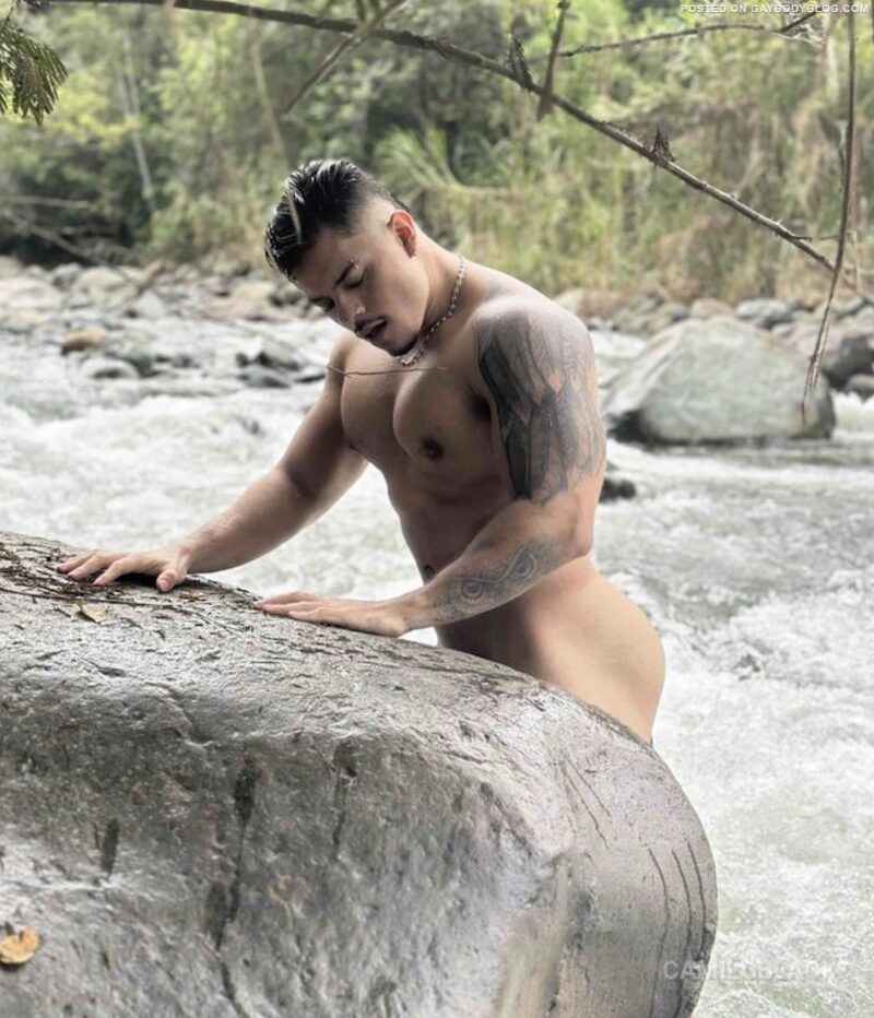 Big Muscle Cam Guy Camilo Black 2