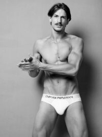 Handsome Australian Model Jarrod Scott 1