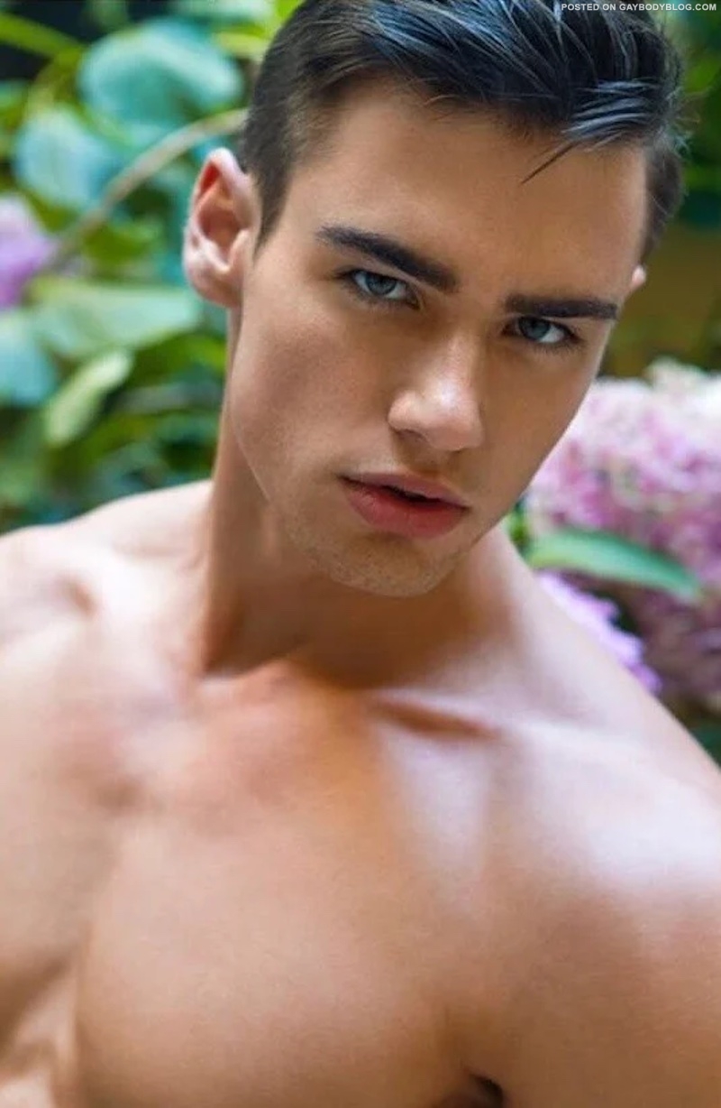 Kolos Balázs naked 1