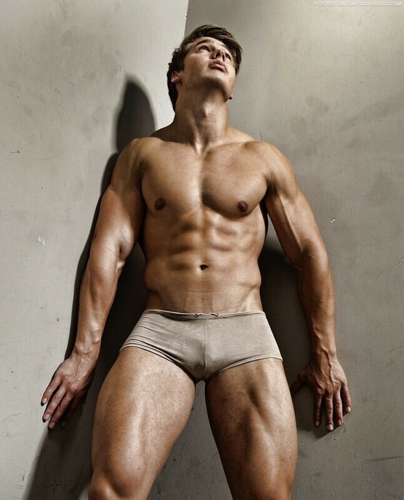 American Bodybuilder Daniel Peyer 4