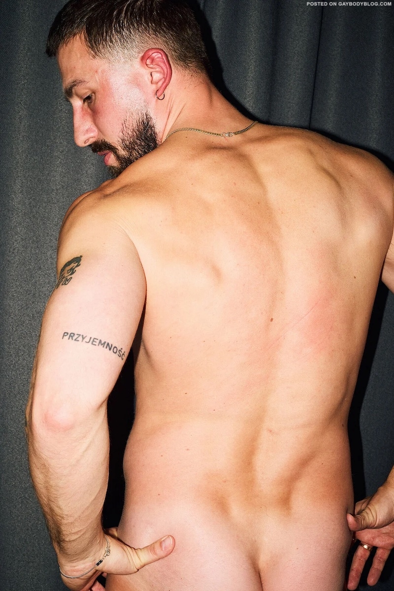 Sexy Bearded Hunk Mateusz Teases 5