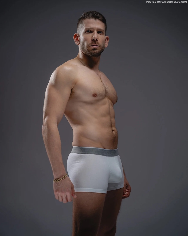 Yuval Has A Big Daddy Dick Bulge 6