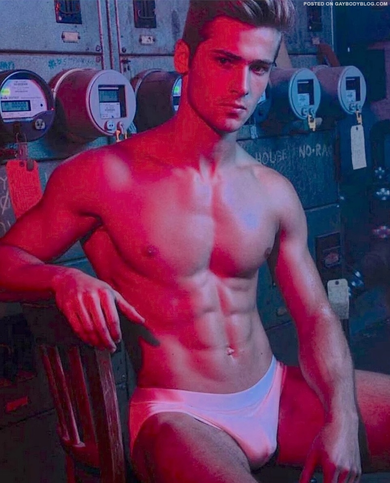 American jock model Wyatt Engeman 6