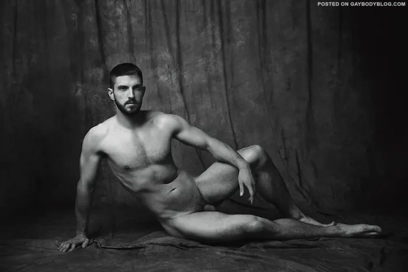 Marcin Marchwinski nude 4