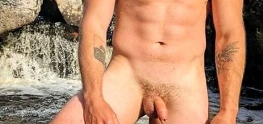 Naked Guys Outdoors 6