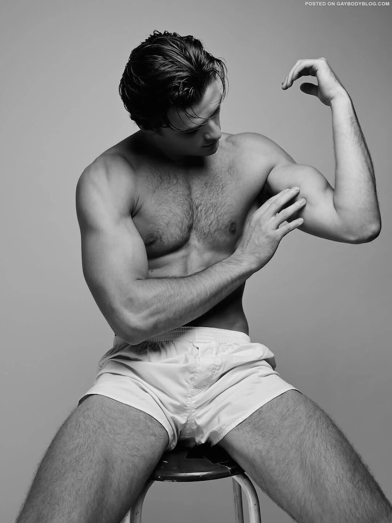 Sexy French Male Model Ugo Marchal 3