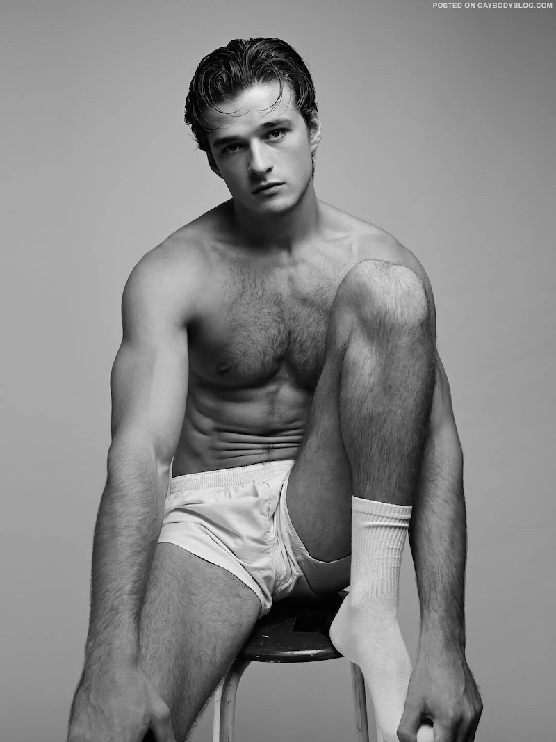 Sexy French Male Model Ugo Marchal 4