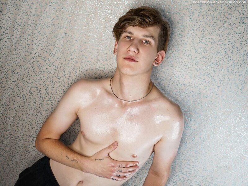 Slim Cam Boy Riley Friman 4