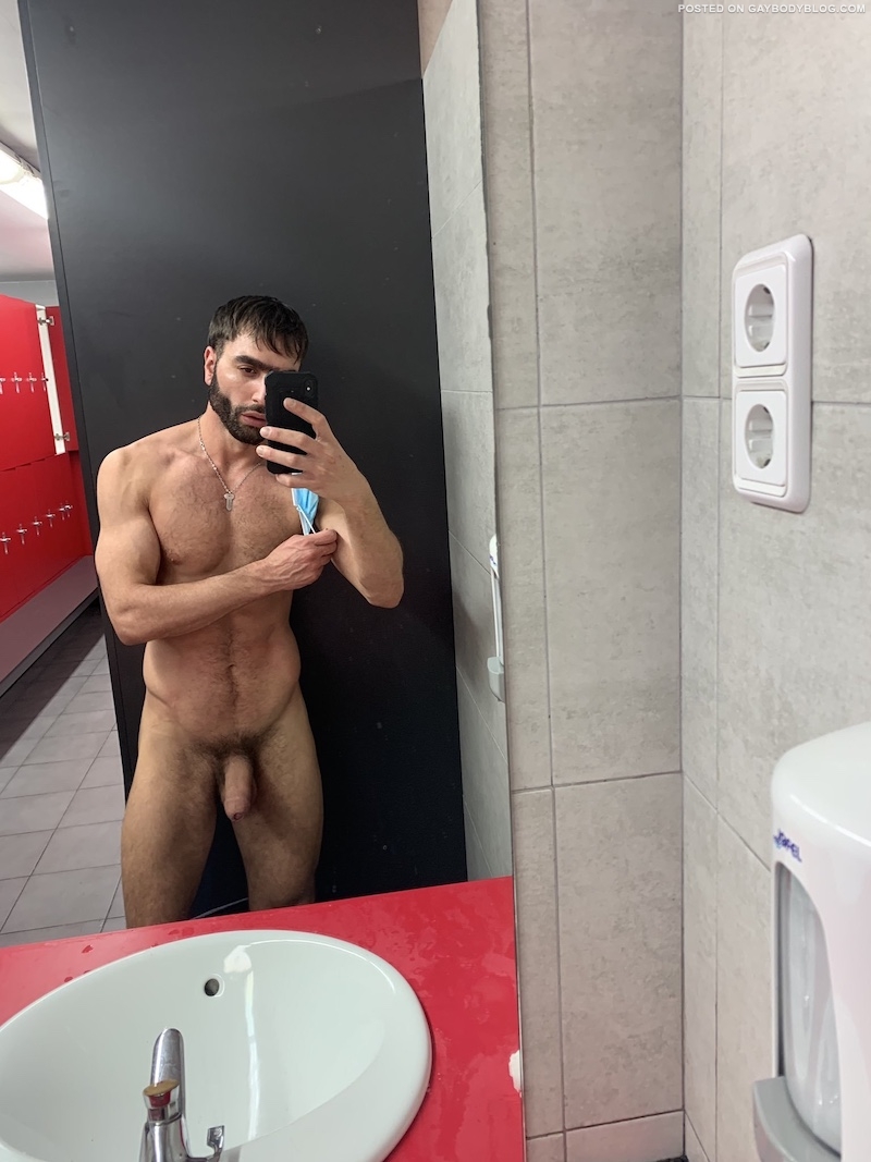 Javier des Leon Nude And Playing 2