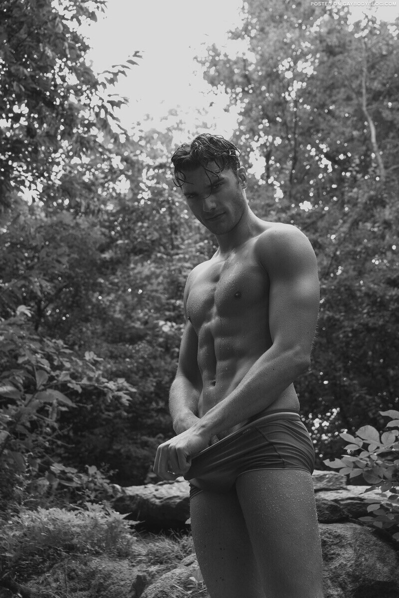 Aurélien Muller Naked 4