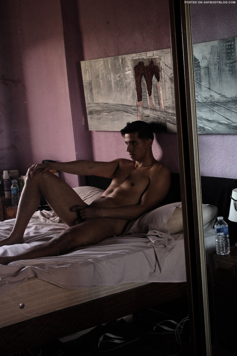 Emilio Maza Naked And Jerking 3