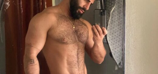 Sinan Azad Yilmaz naked 3