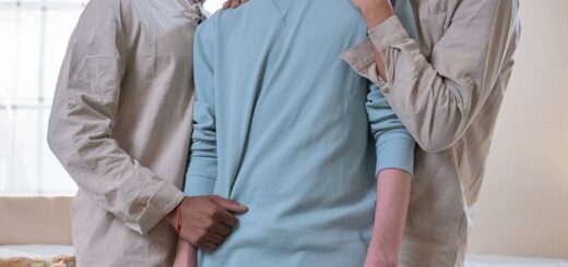flip fuck twink threesome 1