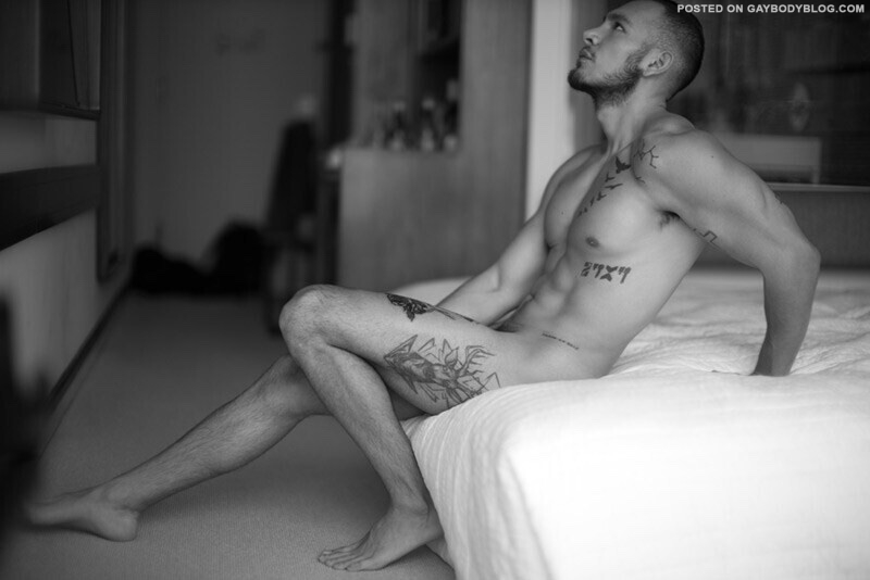 smooth jock model Julio Salinas 5