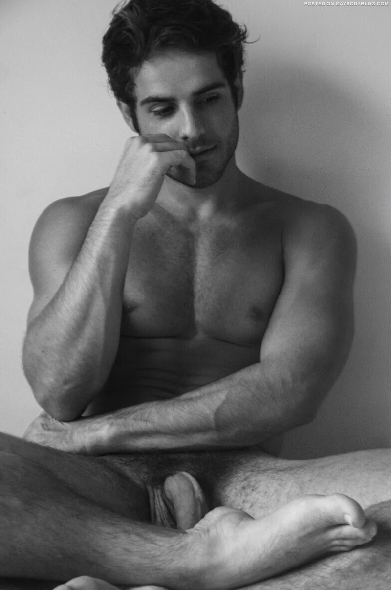 super sexy Caio Brum naked 8