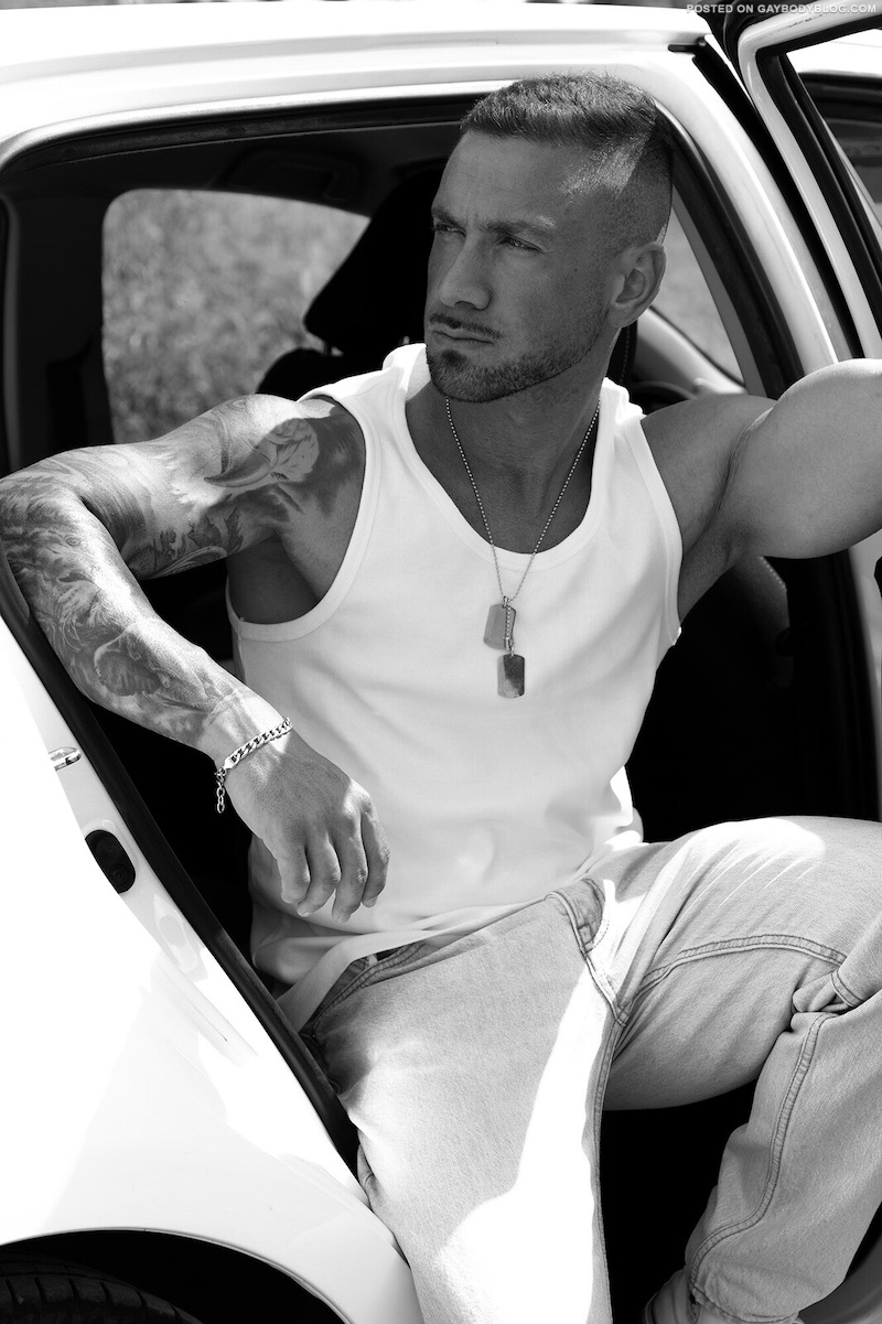 In The Back Seat With Teasing Muscle Guy Pablo González 1