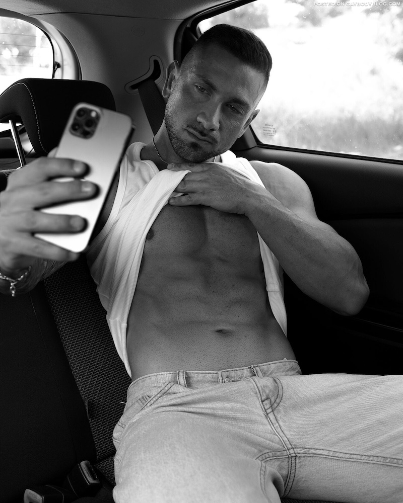 In The Back Seat With Teasing Muscle Guy Pablo González 2