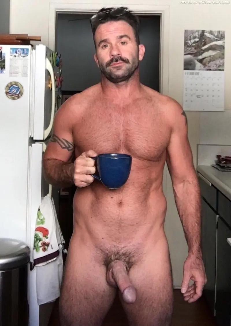 Random Nude Guys 6