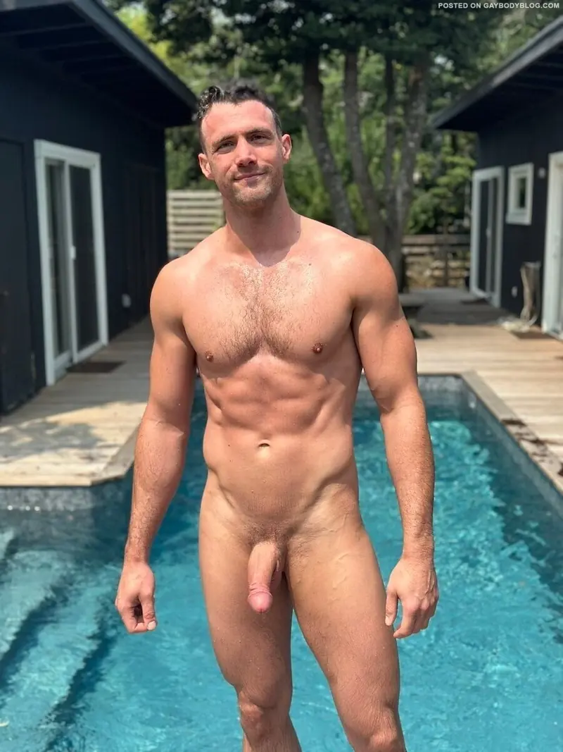 Random Nude Guys 7