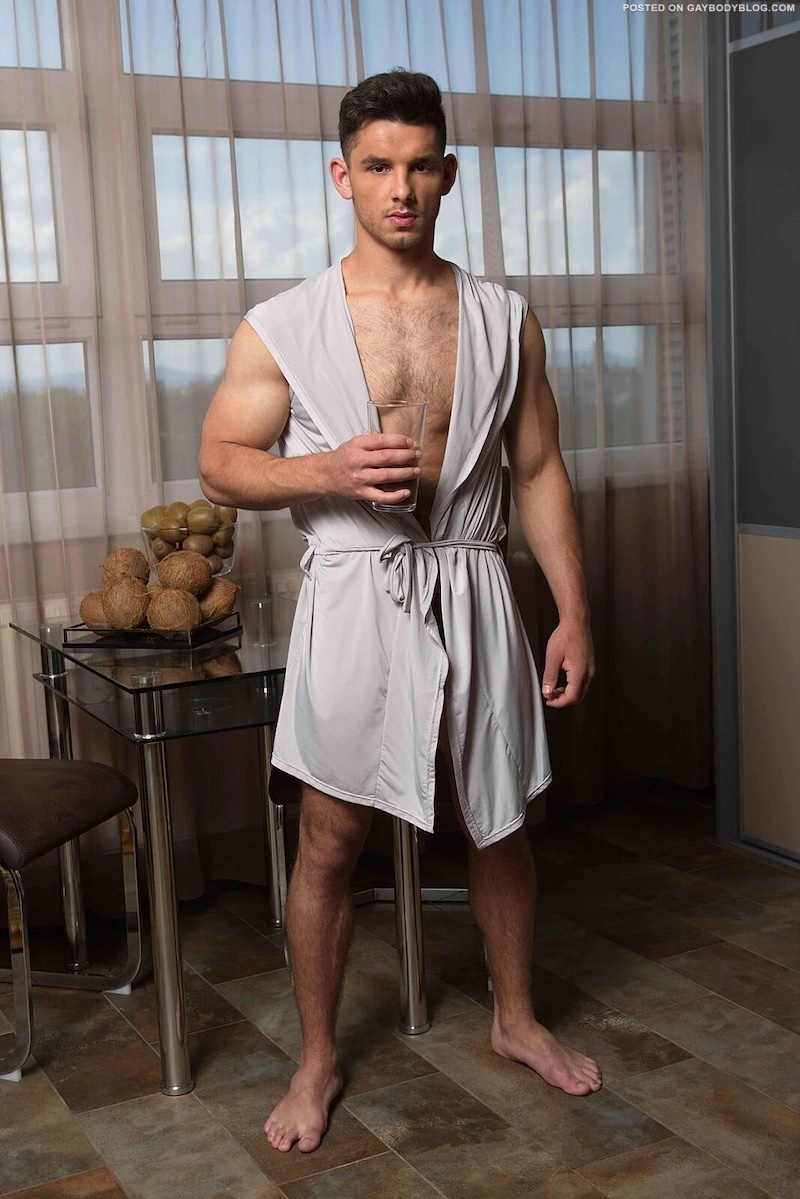 sexy Antonio Valentini naked and hard 3