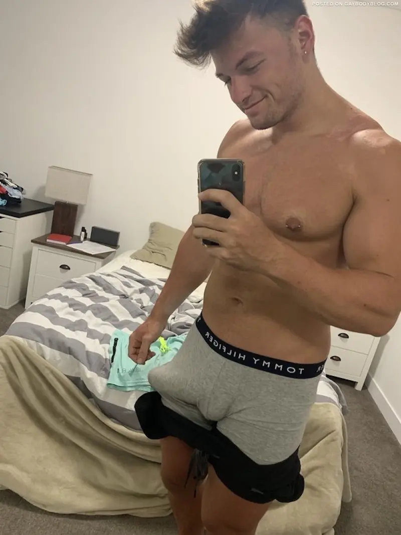 Max Small Naked And Hard 5