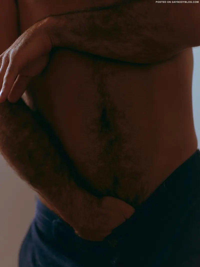 Naked Artist Gabriel Palacios Poses For Giuseppe Falla 2