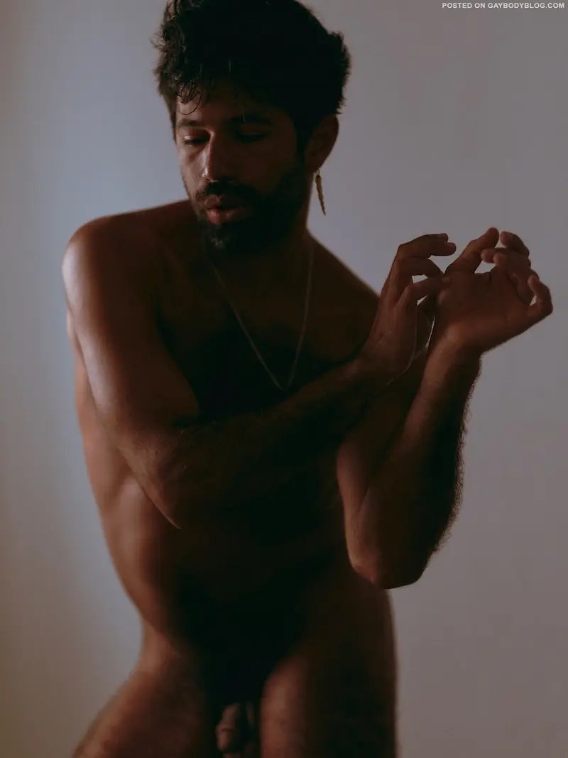 Naked Artist Gabriel Palacios Poses For Giuseppe Falla 3