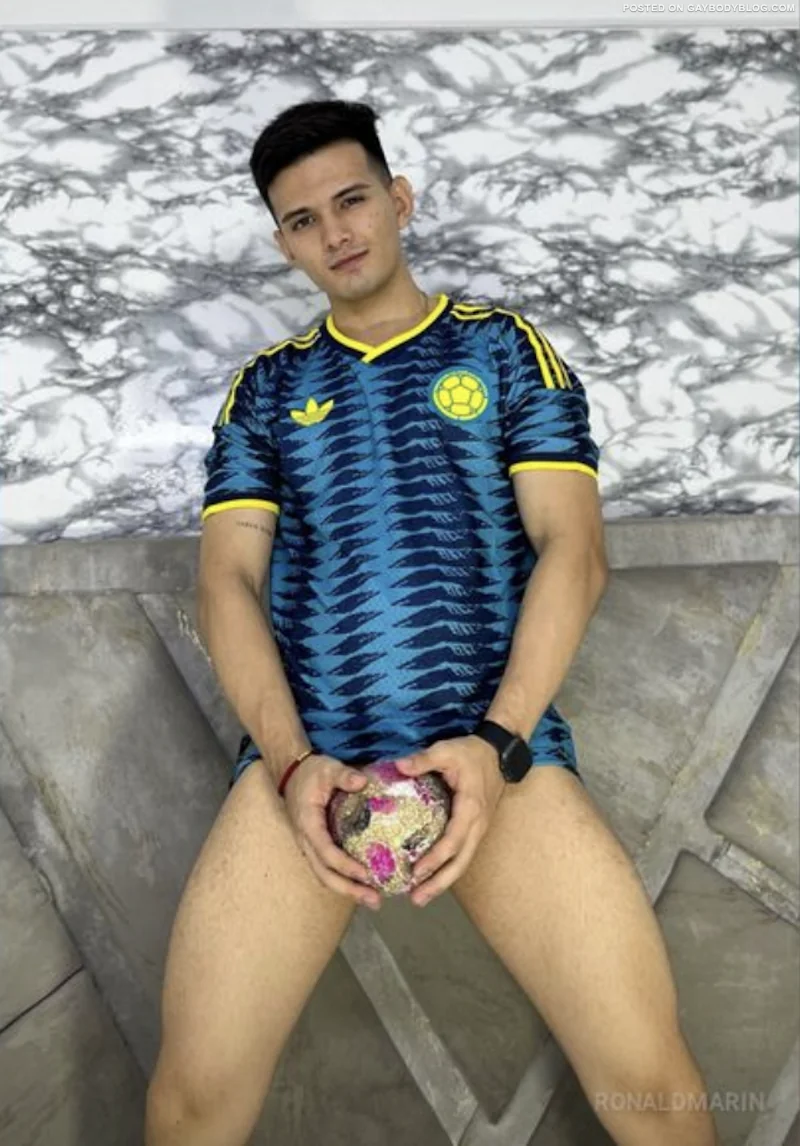 Sporty Cam Boy Ronald Marin 6
