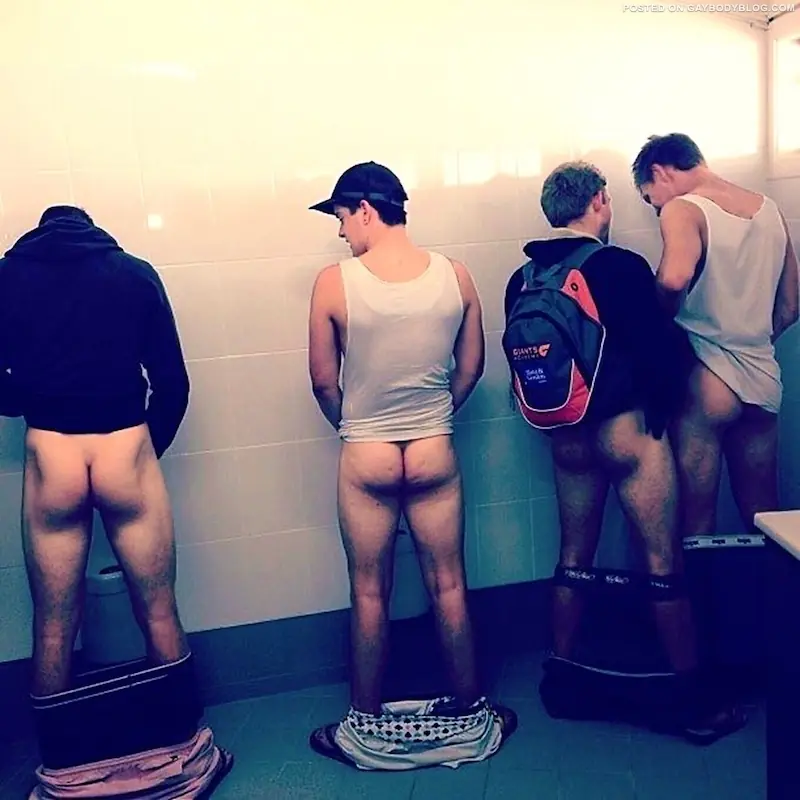 URINAL MEN CRUISING FOR COCK 3