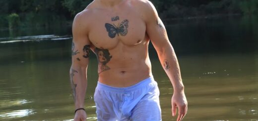Handsome And Buff Hunk Victor Golovkin 3