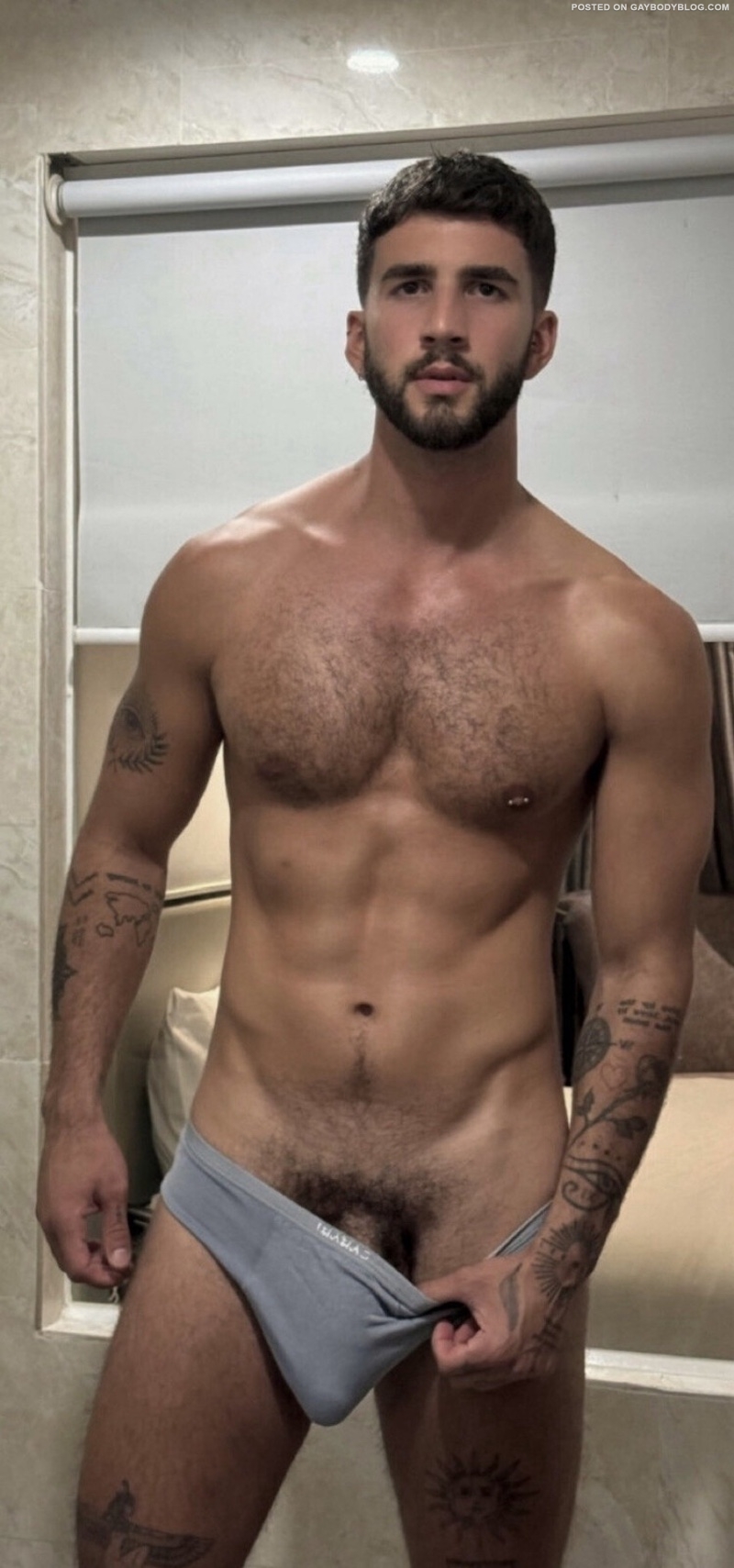Men Flashing Cock 4