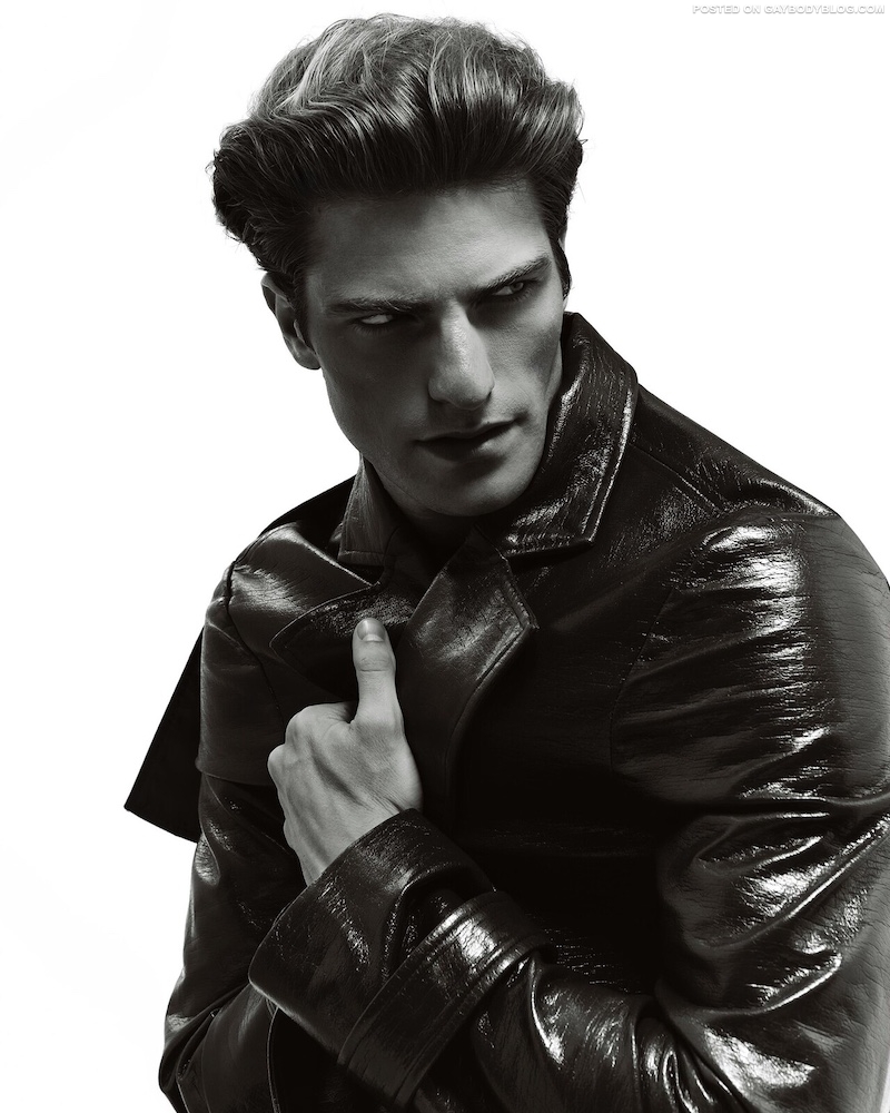 Ripped Male Model Tommaso Pajola 1