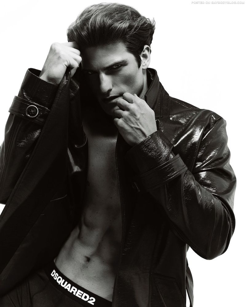 Ripped Male Model Tommaso Pajola 2